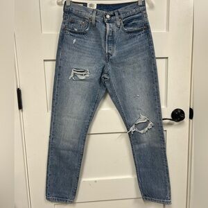 LEVI’S 501 - women’s Skinny Jeans Distressed -sz 25x28